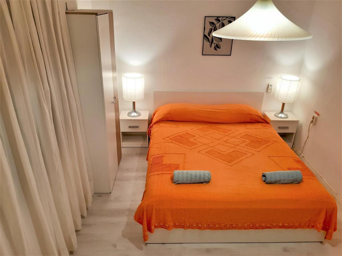 Dragan'S Den Hostel Korčula Extérieur photo
