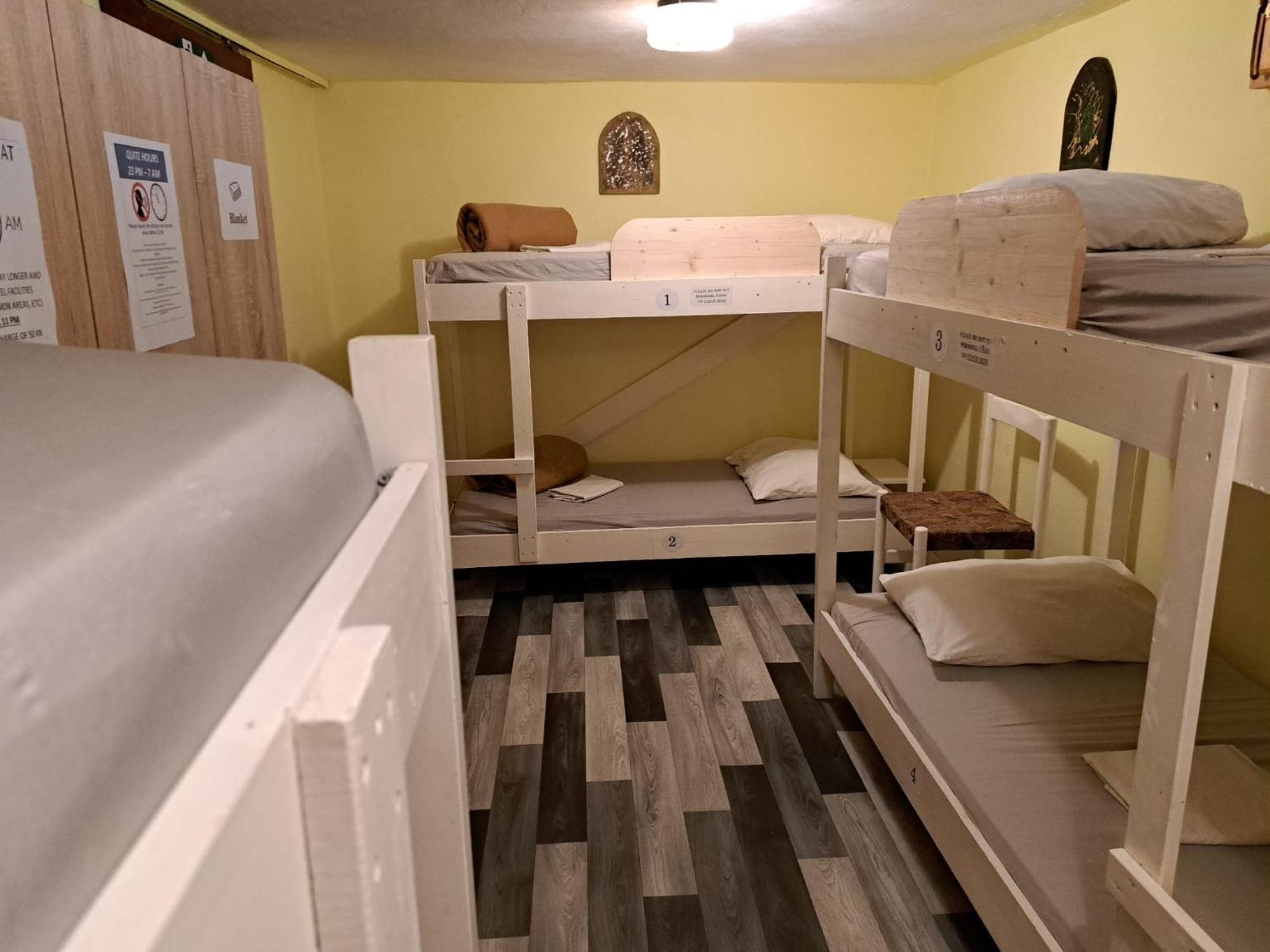 Dragan'S Den Hostel Korčula Extérieur photo