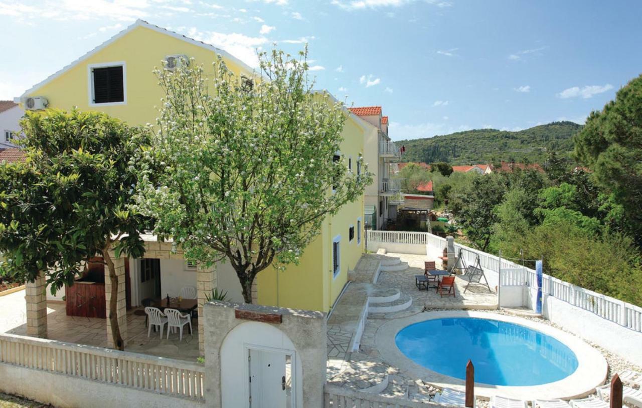 Dragan'S Den Hostel Korčula Extérieur photo